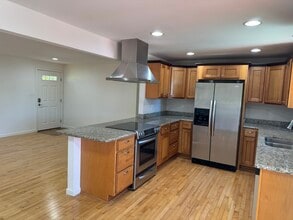 Building Photo - 2829 Larch Way