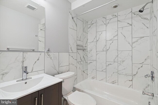 Foto del edificio - 1534 W Stiles St