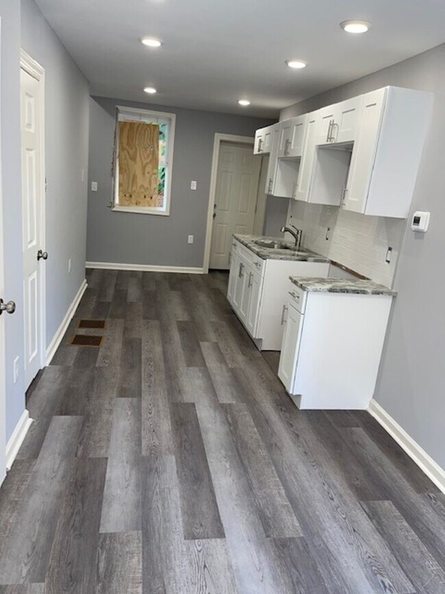 Foto del edificio - Anika Homes 2 Bedroom
