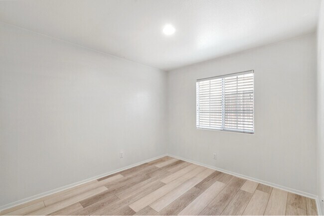 Foto del edificio - 5403 Osbun Rd