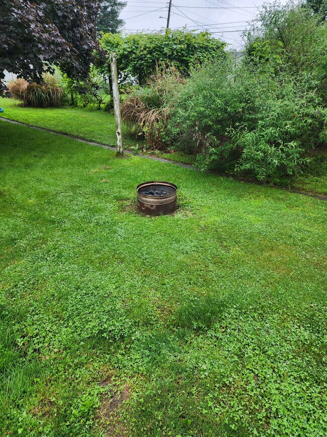 Foto del edificio - 120 E 9th St