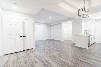 Interior Photo - 2820 Sawtelle Blvd