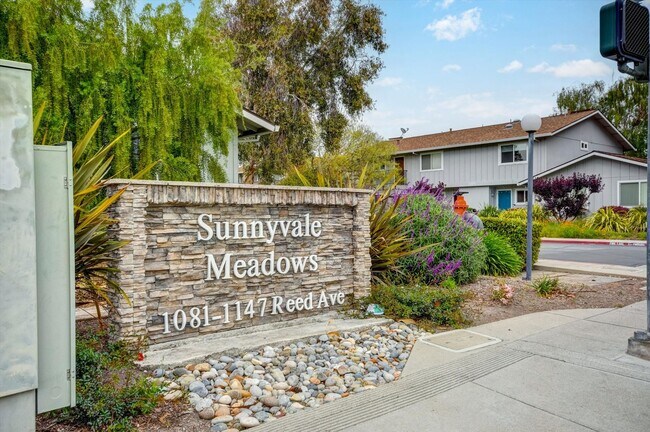 Foto del edificio - Sunnyvale Meadows Condo