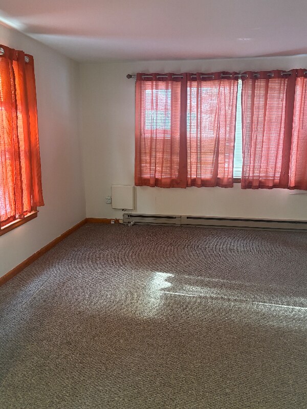 Foto del edificio - 1311 Gravel Pond Rd