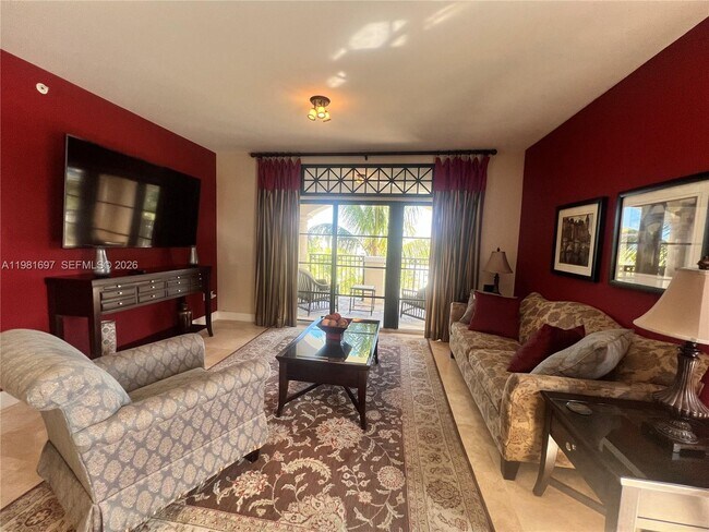 Foto del edificio - 2401 N Ocean Blvd