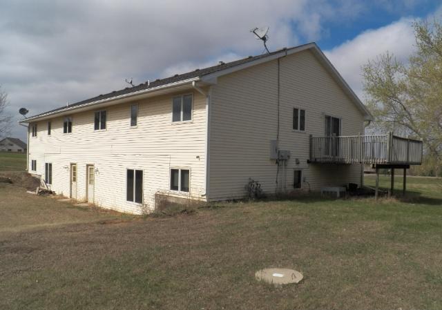 Building Photo - 748 Wilfred Rd