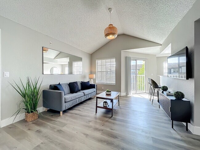 Building Photo - Westwood Boulevard, Orlando, FL 32821 - 1 BR 1 BA condo