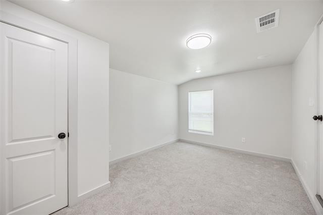Foto del edificio - 3018 Crossman Ave