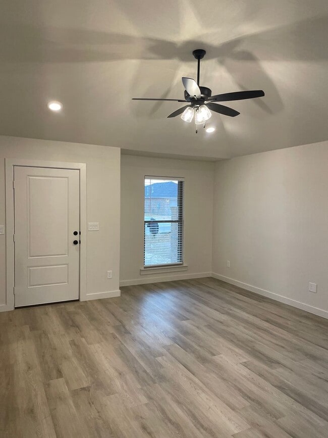 Foto del edificio - NEW 2026 Buld in Hometead 3/2/2