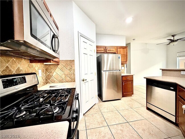 Foto del edificio - 9157 Goose Lake Way