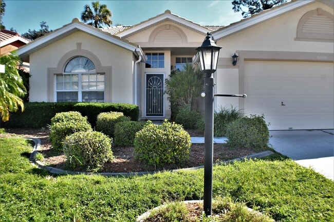 Building Photo - 5809 Beaurivage Ave