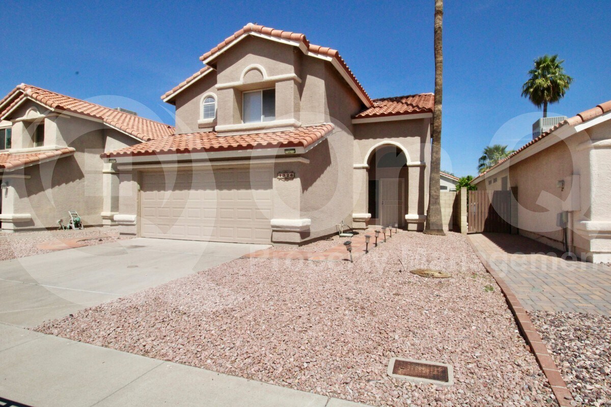 Photo - 1326 East Helena Drive