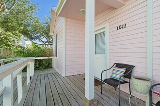 Building Photo - 1511 Church St