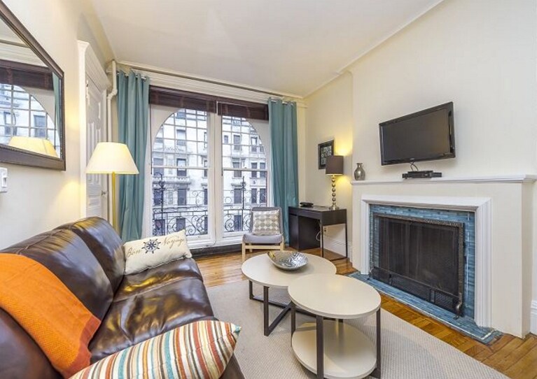 Primary Photo - 1289 Madison Ave