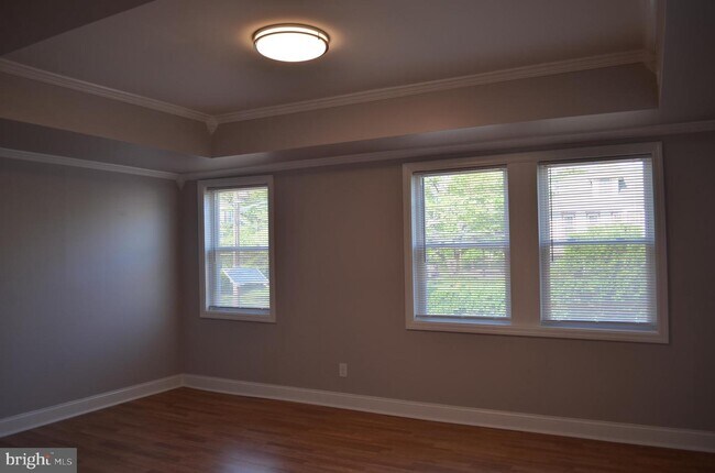 Building Photo - 400 Richey Ave