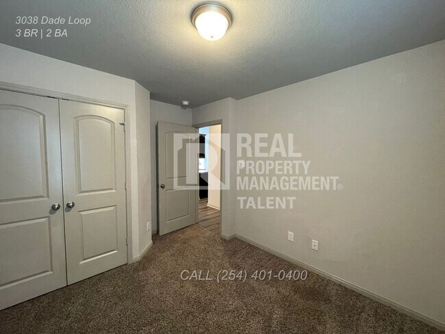 Building Photo - Coming in September!!! Charming 3/2 bedroo...