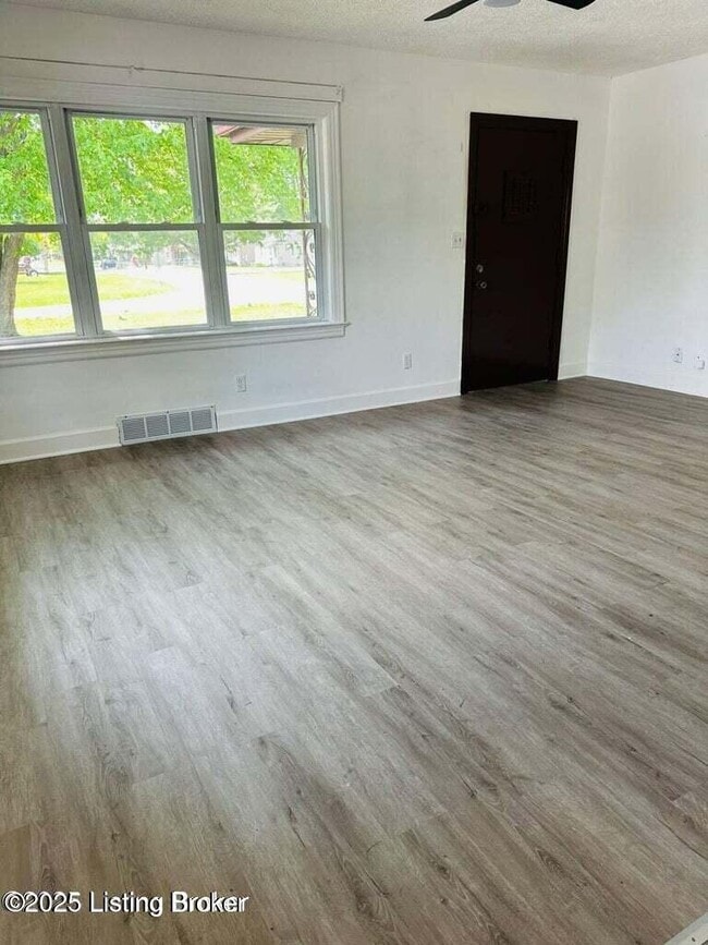 Foto del edificio - 4105 North Ln