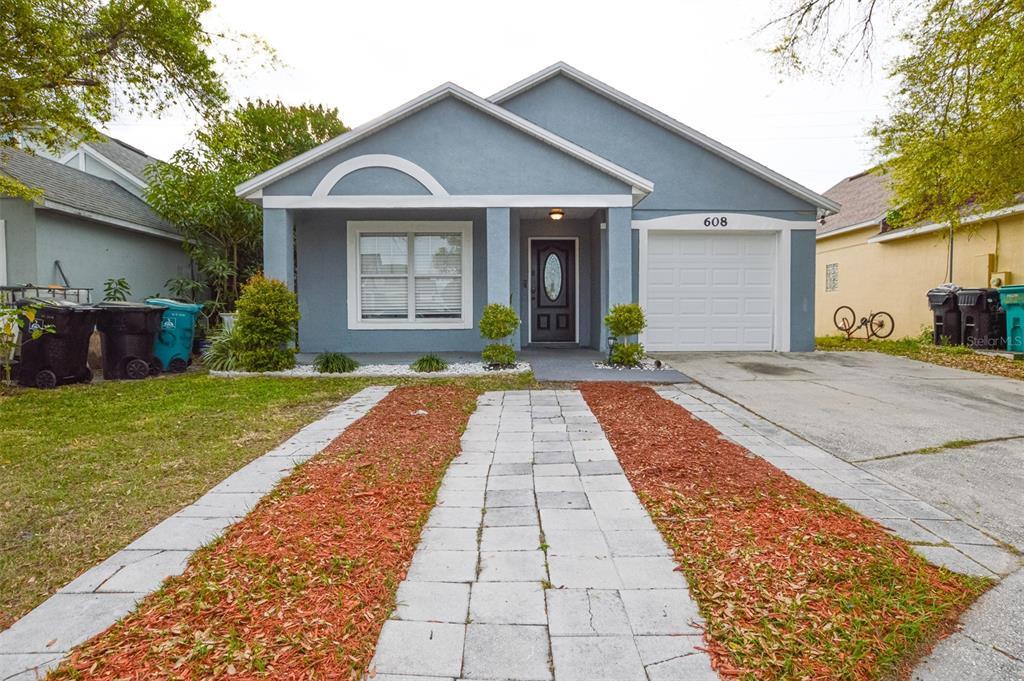 Primary Photo - 608 Oakford Way