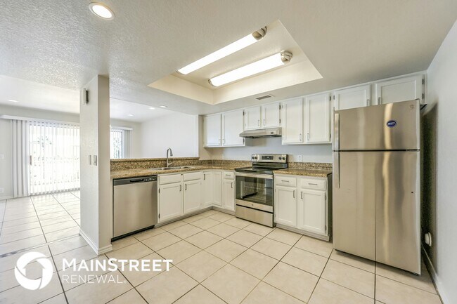 Foto del edificio - 1611 E Villa Maria Dr