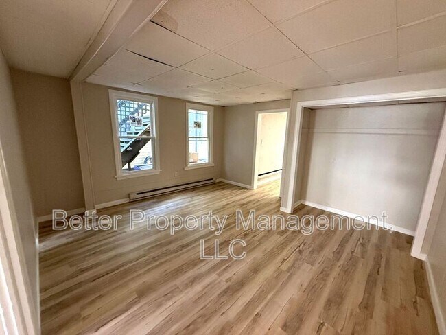 Foto del edificio - 315 E Pine St.