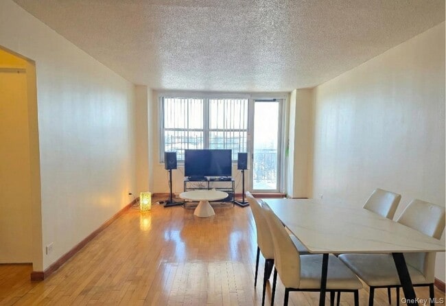 Foto del edificio - 41-40 Union St