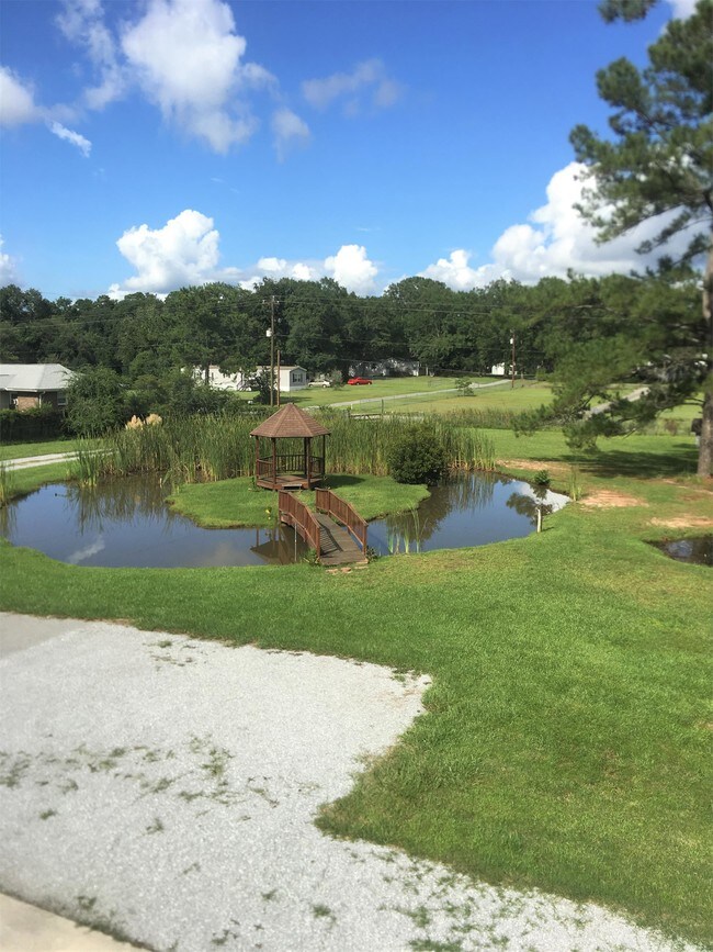 Foto del edificio - 440 Old Fort Dr