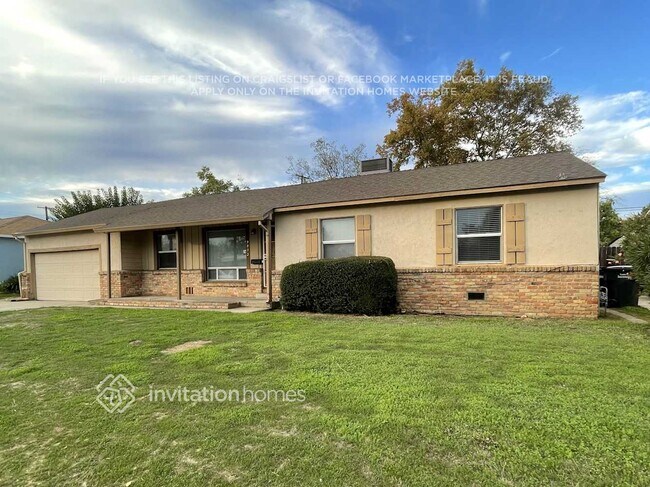 Foto del edificio - 2223 Juliesse Ave