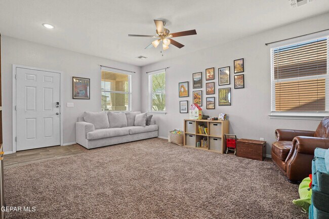 Foto del edificio - 14917 Louis Baudoin