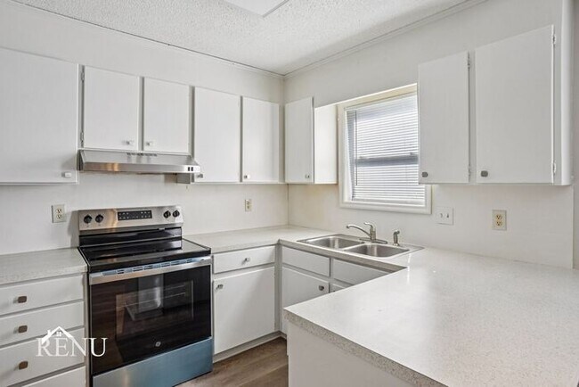 Building Photo - 1012 Bethabara Hills Ct