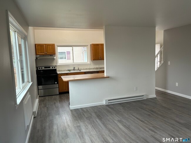 Foto del edificio - 7 Linden Pl