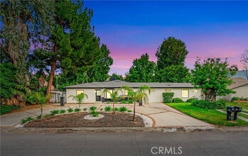 Building Photo - 22908 Leonora Dr