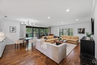 Building Photo - 13230 Polo Club Rd