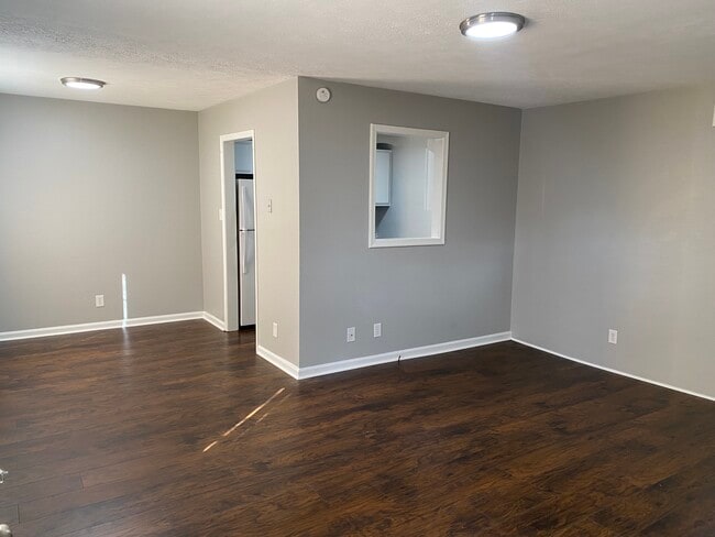 Building Photo - 16 Brianfield Cv