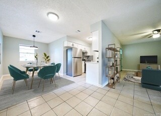 Building Photo - 5603 Purple Sage Dr