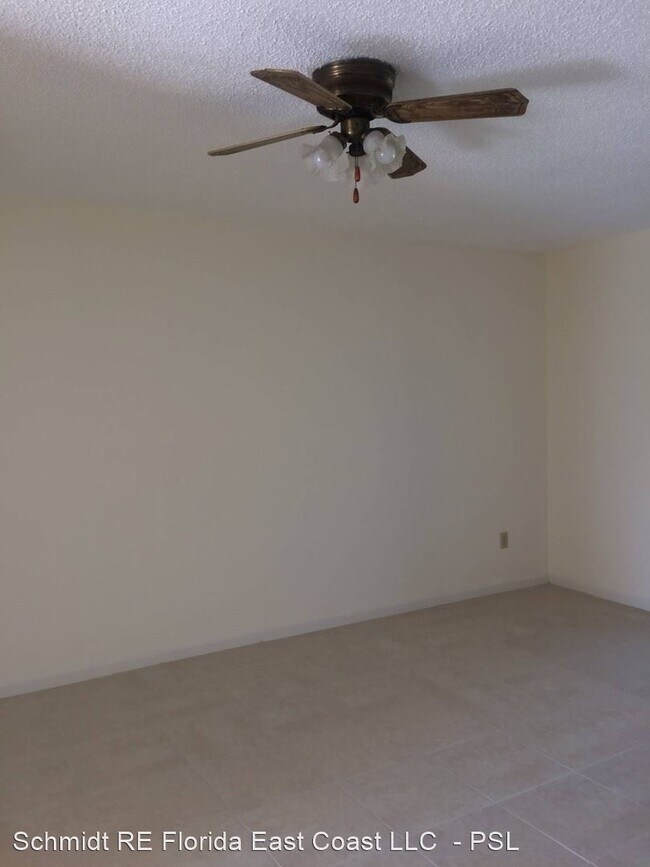 Foto del edificio - 2 br, 2 bath House - 605 Ixoria Avenue #20