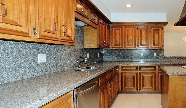 Foto del edificio - 14207 Woodnook Dr