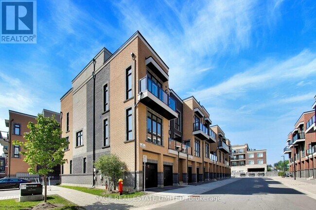 Building Photo - 6 Sayers Ln