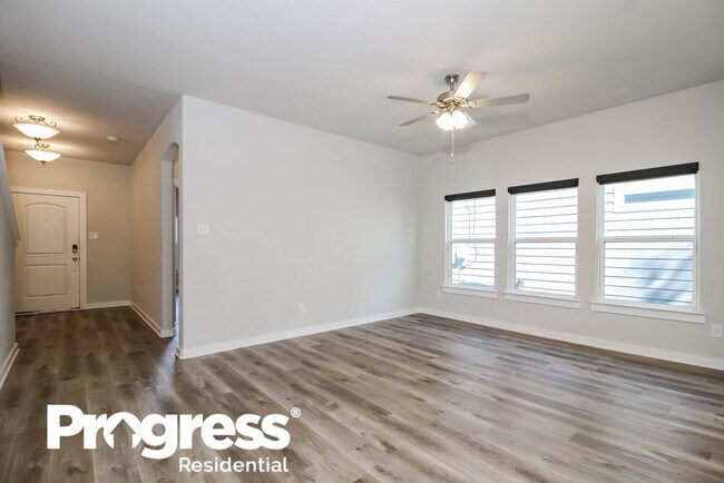 Foto del edificio - 2300 Paxton Way