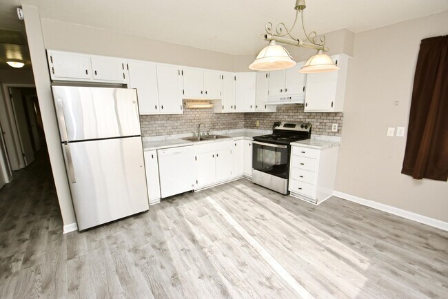 Foto del edificio - Updated 3 bedroom 1.5 bath home in South Bend IN