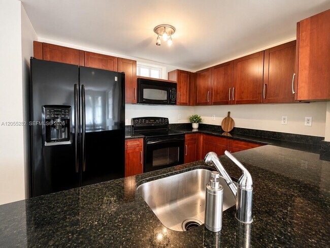 Foto del edificio - 7270 SW 89th St