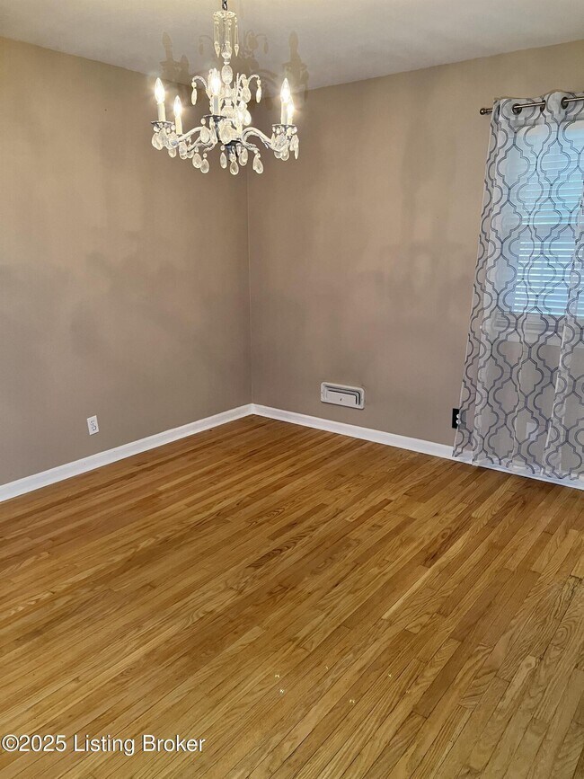 Foto del edificio - 9310 Habersham Dr