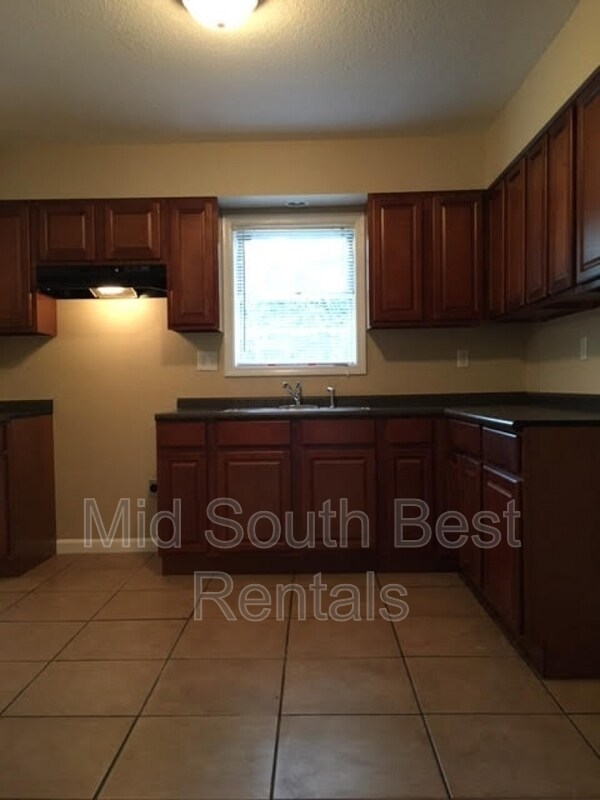 Foto del edificio - 3644 Tessland Rd