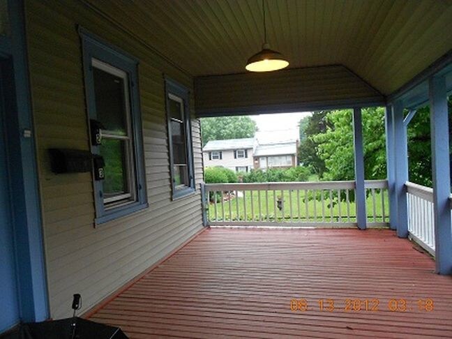 Building Photo - 1520 Elmwood Ave