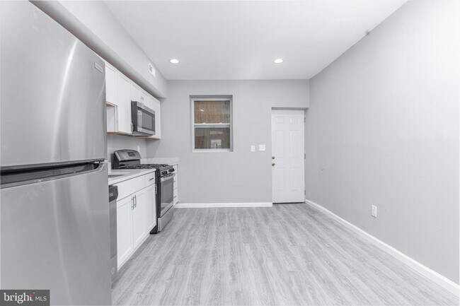 Foto del edificio - 2622 Llewelyn Ave