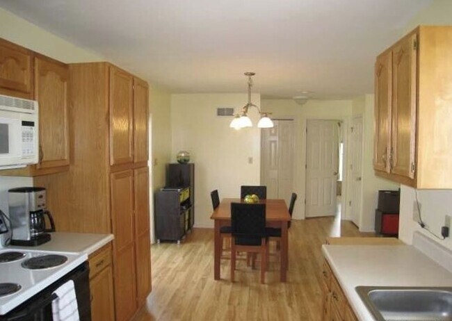 Foto del edificio - Beautiful 3 Bedroom, 2 Bath Home in Red Lion Schools!