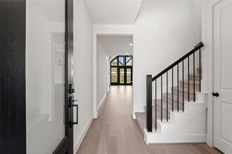 Building Photo - 29751 Burcreek Ln