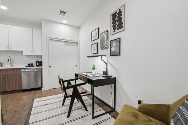 Foto del edificio - akin Tennyson