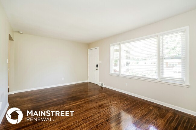 Foto del edificio - 4401 Charlotte Ann Dr