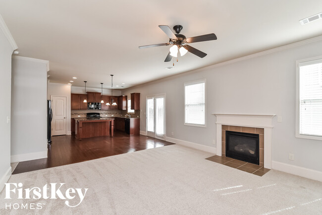 Building Photo - 6757 Big Sky Dr