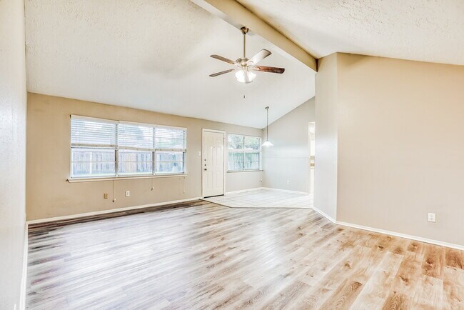 Foto del edificio - 20115 Woodhall Ln